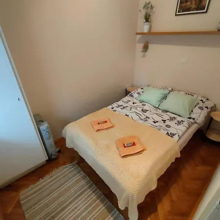 Rosy Apartman * Vonyarcvashegy