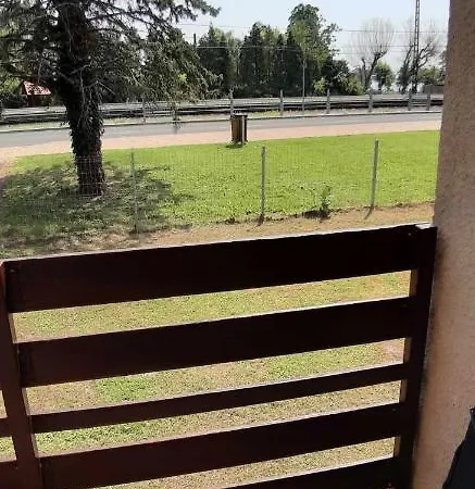 Rosy Apartman Appartement Vonyarcvashegy